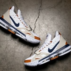 LEBRON'S #16 MEDICINE BALL!!!